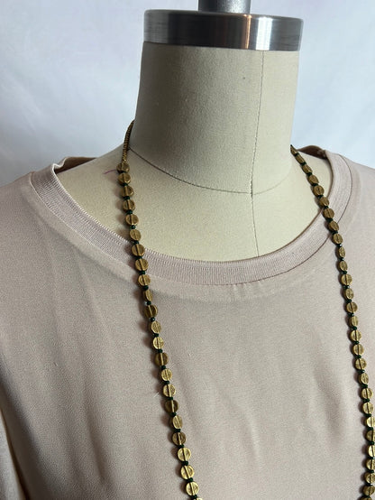 OTRAS. Collar cuentas doradas