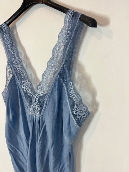 OTRAS. Top azul claro lencero. T S/M