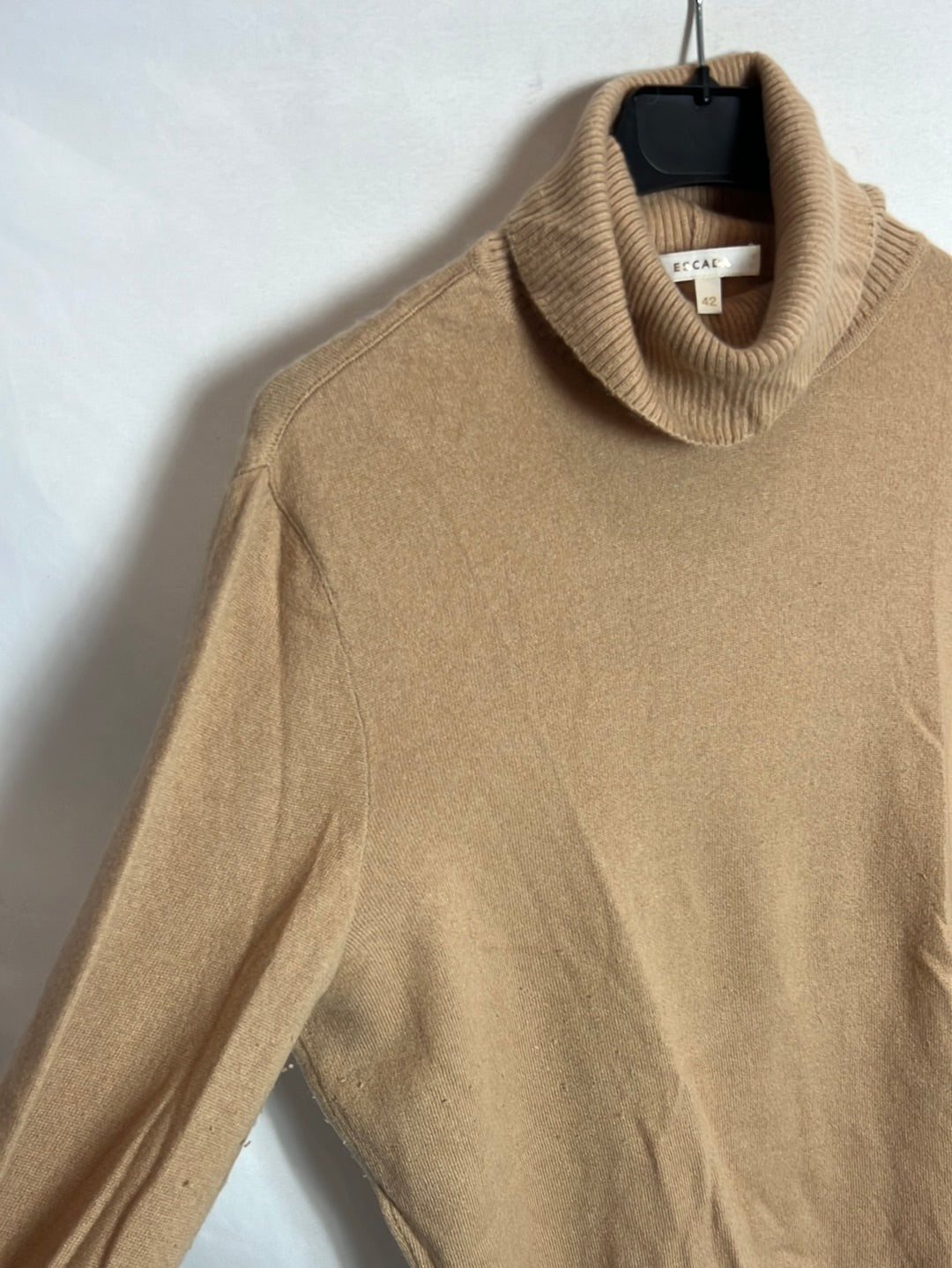 ESCADA. Jersey camel cashmere. T 42