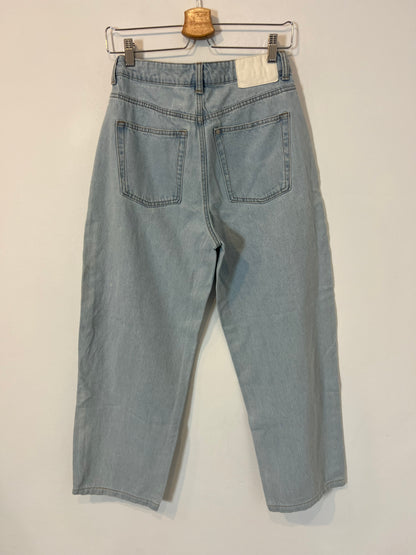OTRAS. Denim lavado claro momfit. T 36