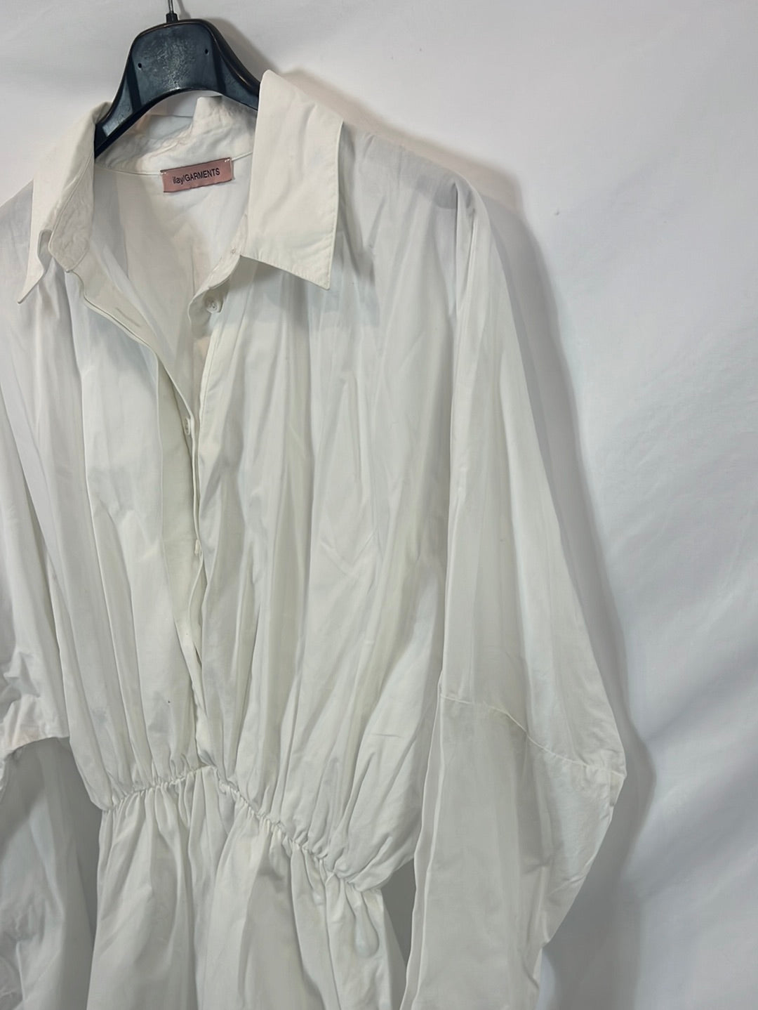 ILAY GARMENTS.  Vestido blanco camisero T.s
