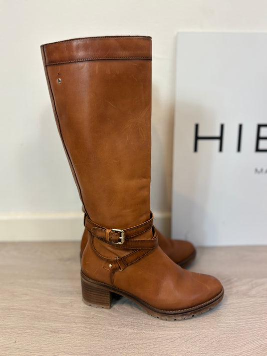 PIKOLINOS. Bota alta piel marrón