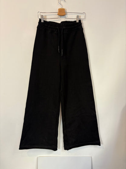 ZARA. Flowy green trousers T.xs