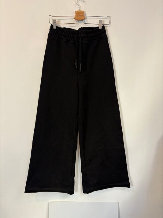 ZARA. Flowy green trousers T.xs