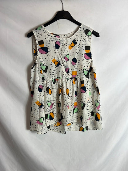OTRAS. Blusa sin mangas dibujos. TM