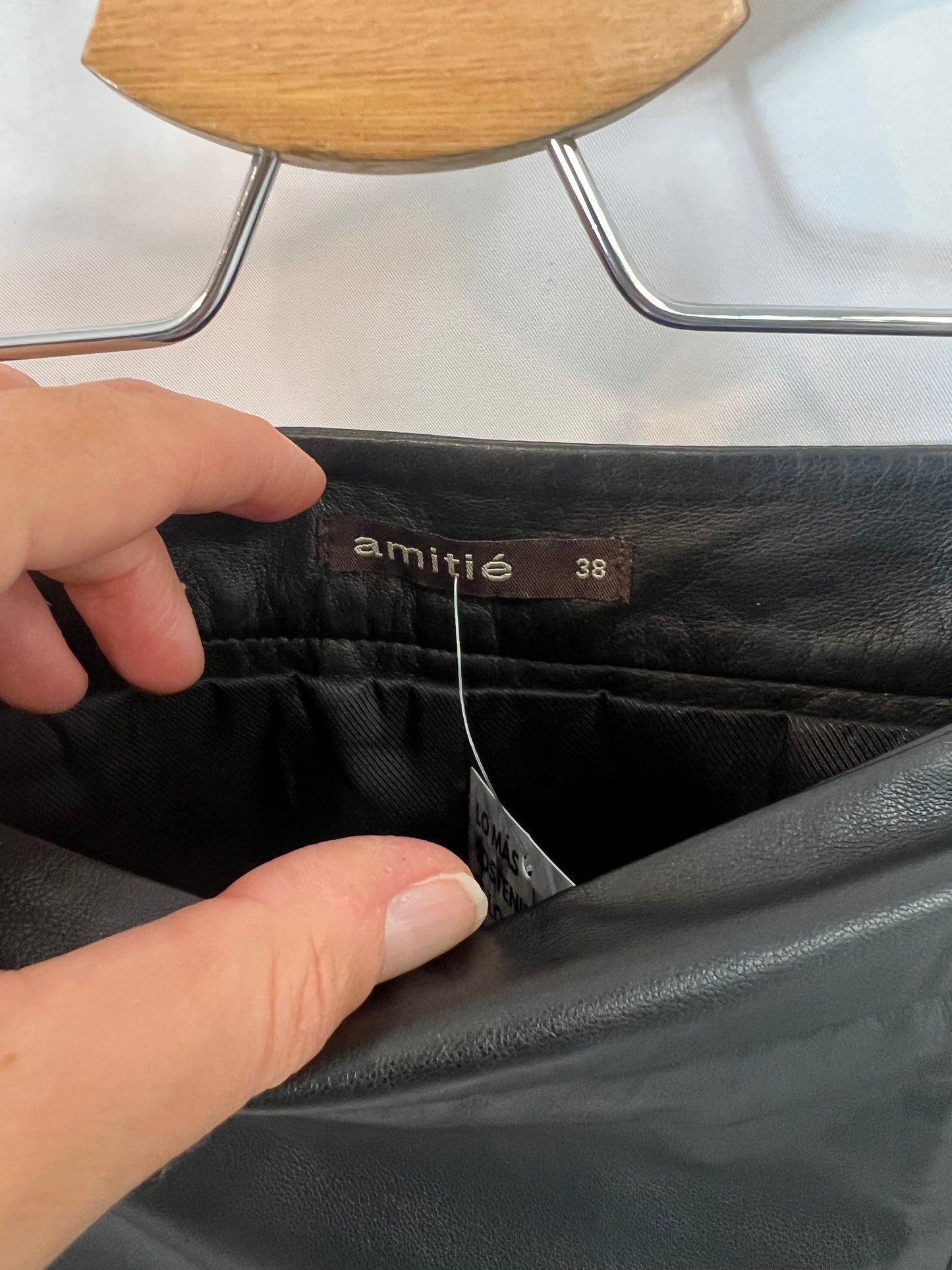 AMITIE. Black leather skirt size 38