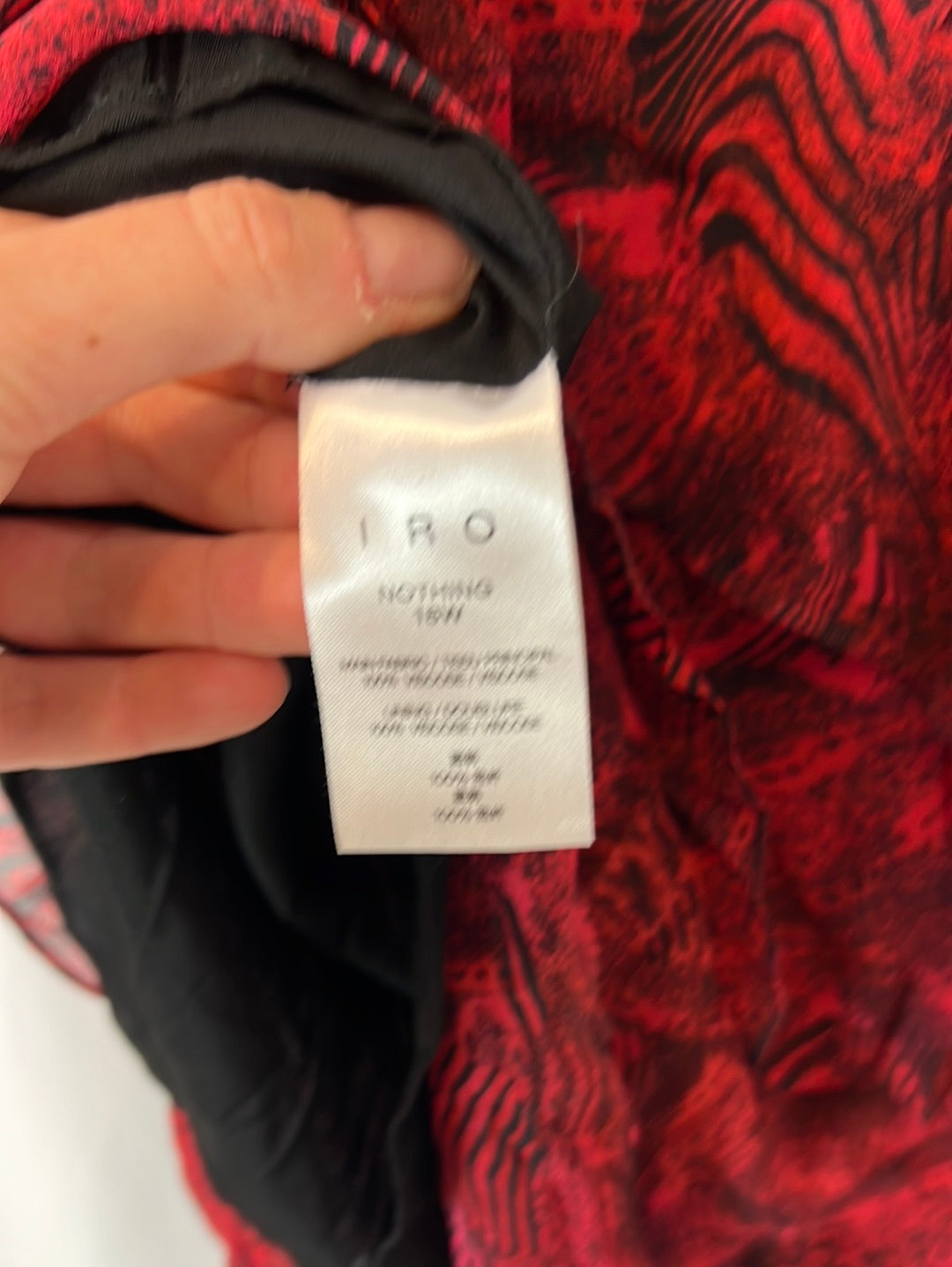 IRO. Short vaporous printed skirt. T 38