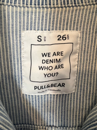PULL&BEAR. Chaqueta rayas bolsillos. T S