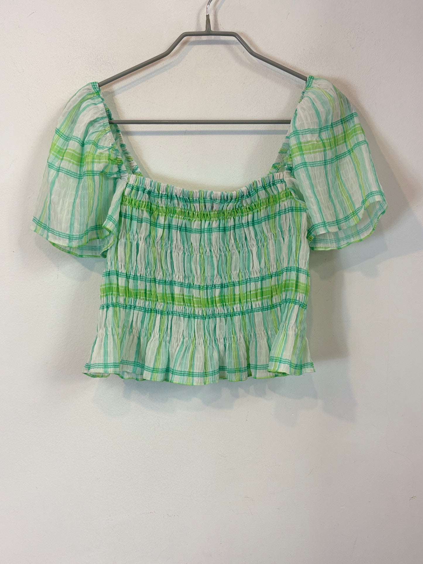 ZARA. Top verde fruncidos