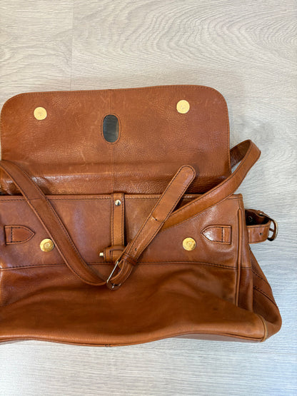 UTERQÜE. Bolso piel camel