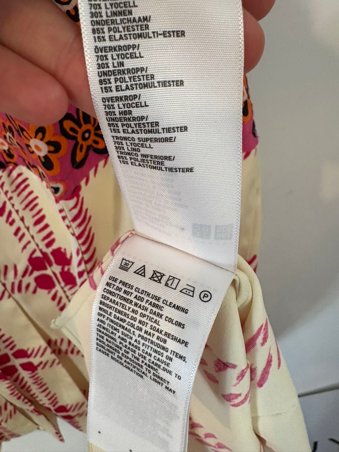 MARNI x UNIQLO. Vestido mult estampado tablas