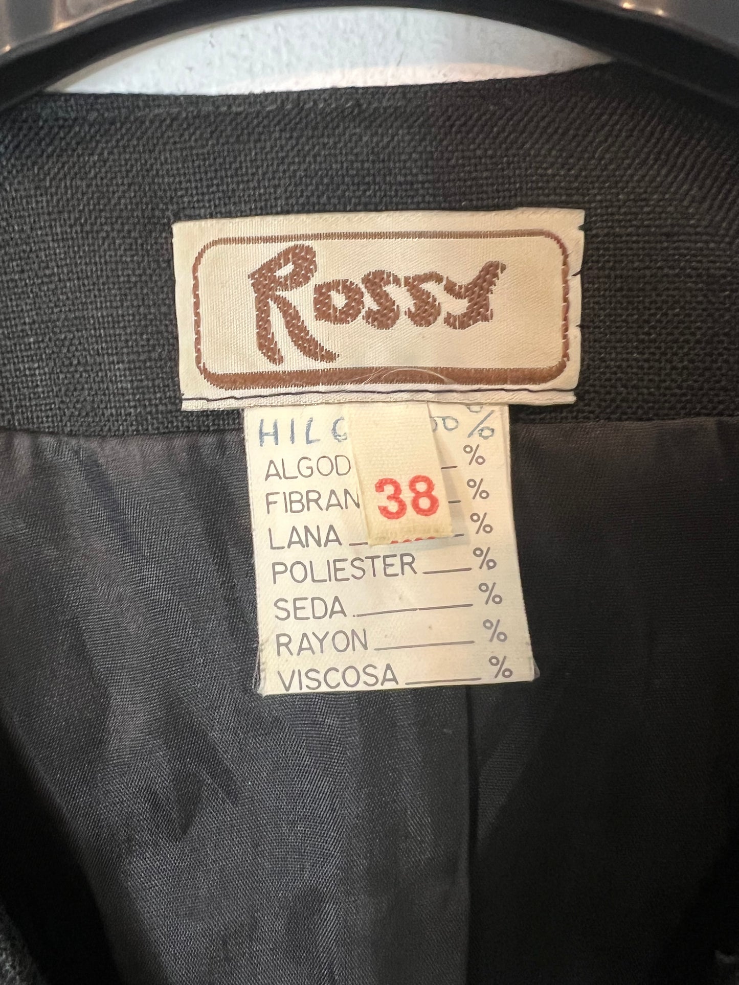 ROSSY. Chaqueta negra vintage