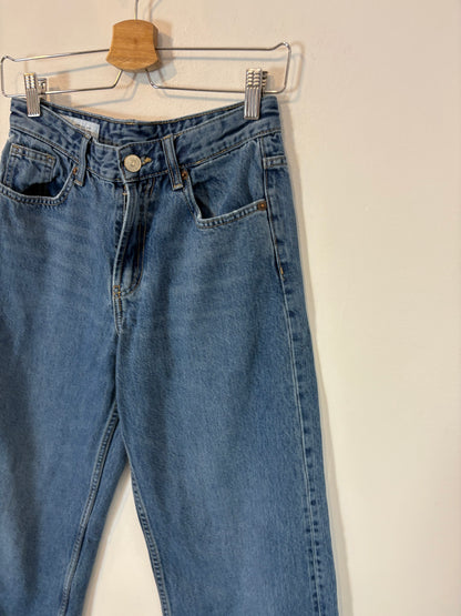 ZARA. Denim recto no elástico
