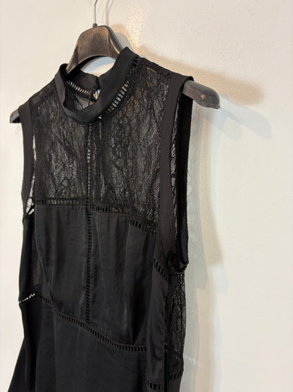 OTRAS. Top negro lencero encajes. T S