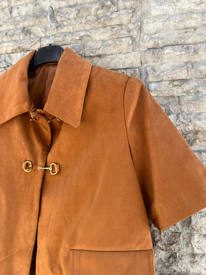 OTRAS. Conjunto camel efecto piel. T S