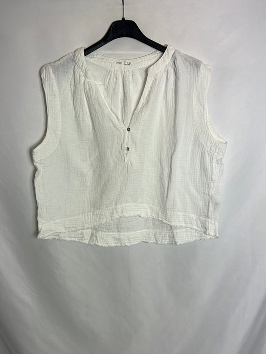 OYSHO. Top blanco tejido bambula. T S