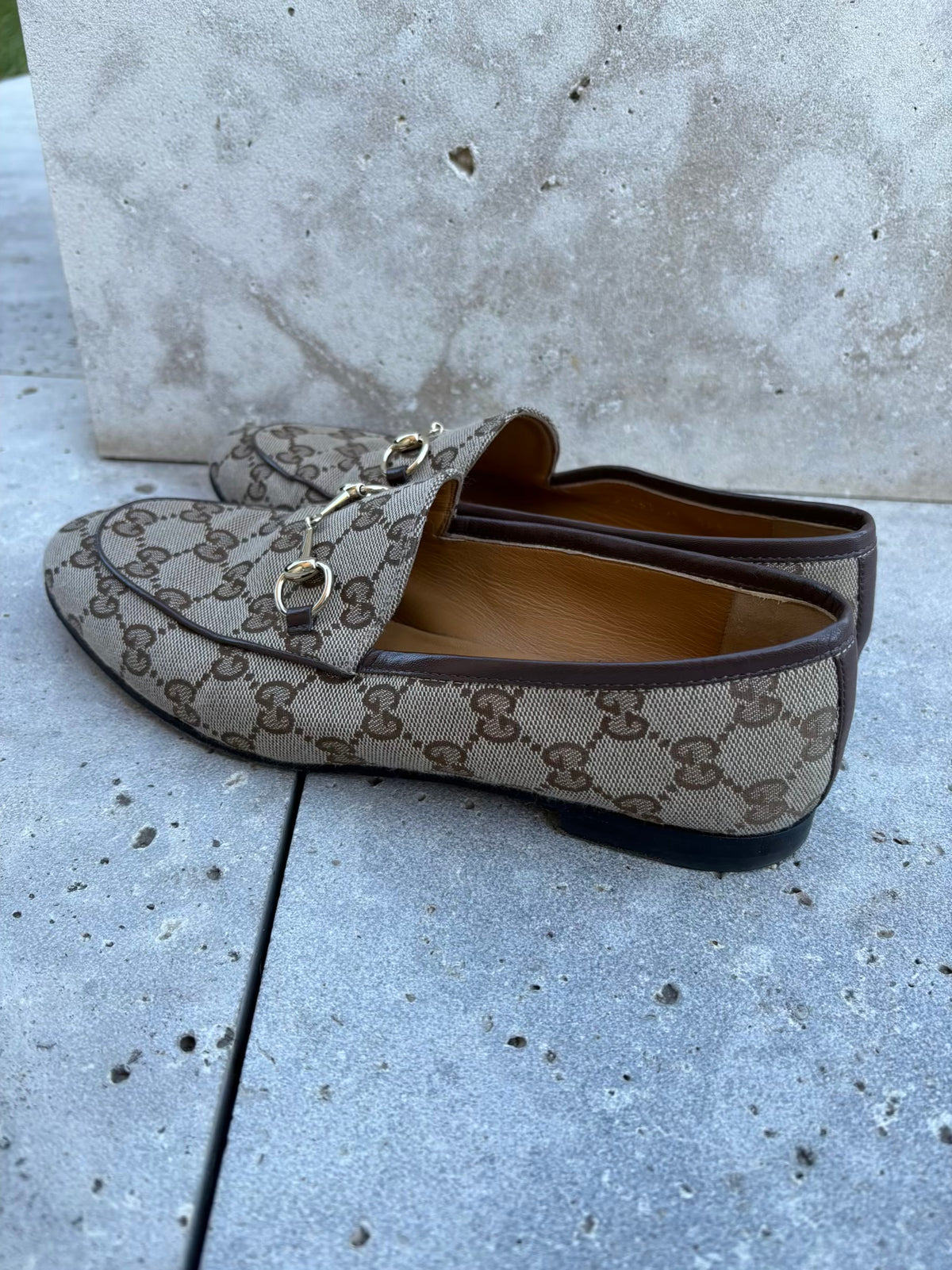 GUCCI. Mocasines lona Jordean. T 38