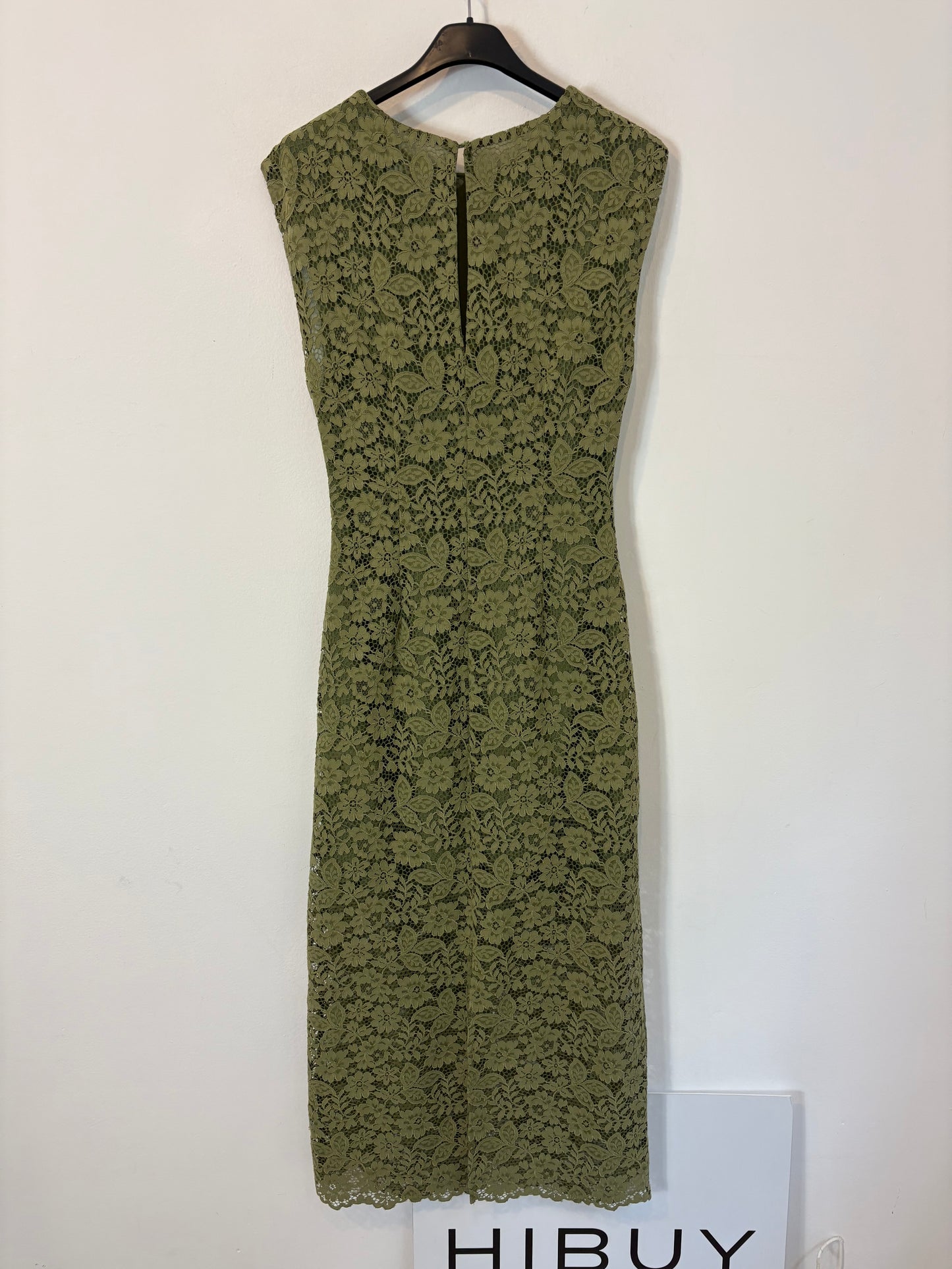 ZARA. Vestido largo encaje verde T.s