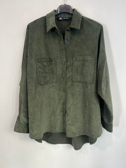 ZARA. Green shirt texture. T.S.