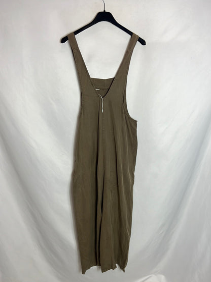 PULL&BEAR . Mono verde fluido culotte. T XS