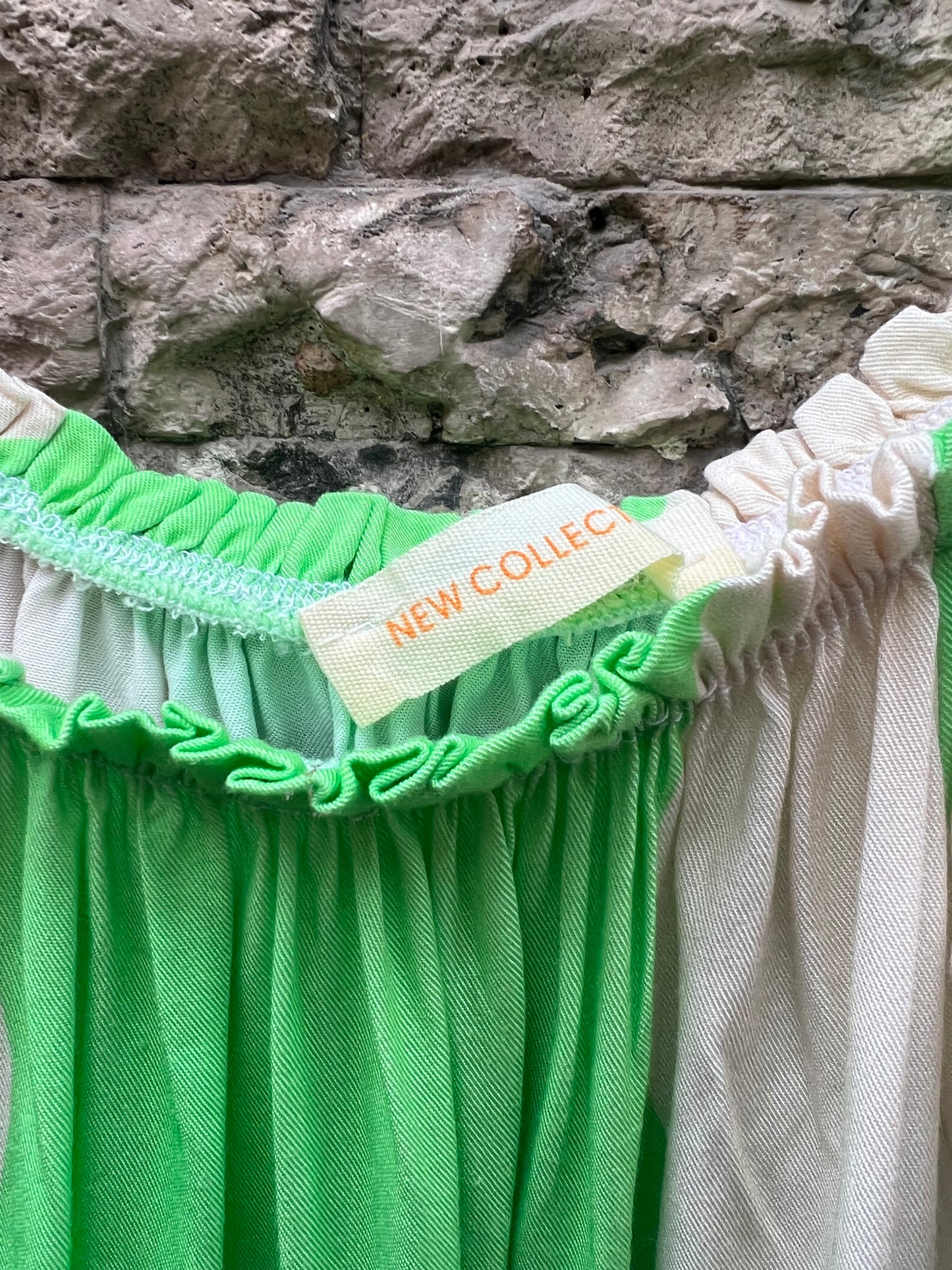 OTRAS. Vestido midi cuello elástico. T S