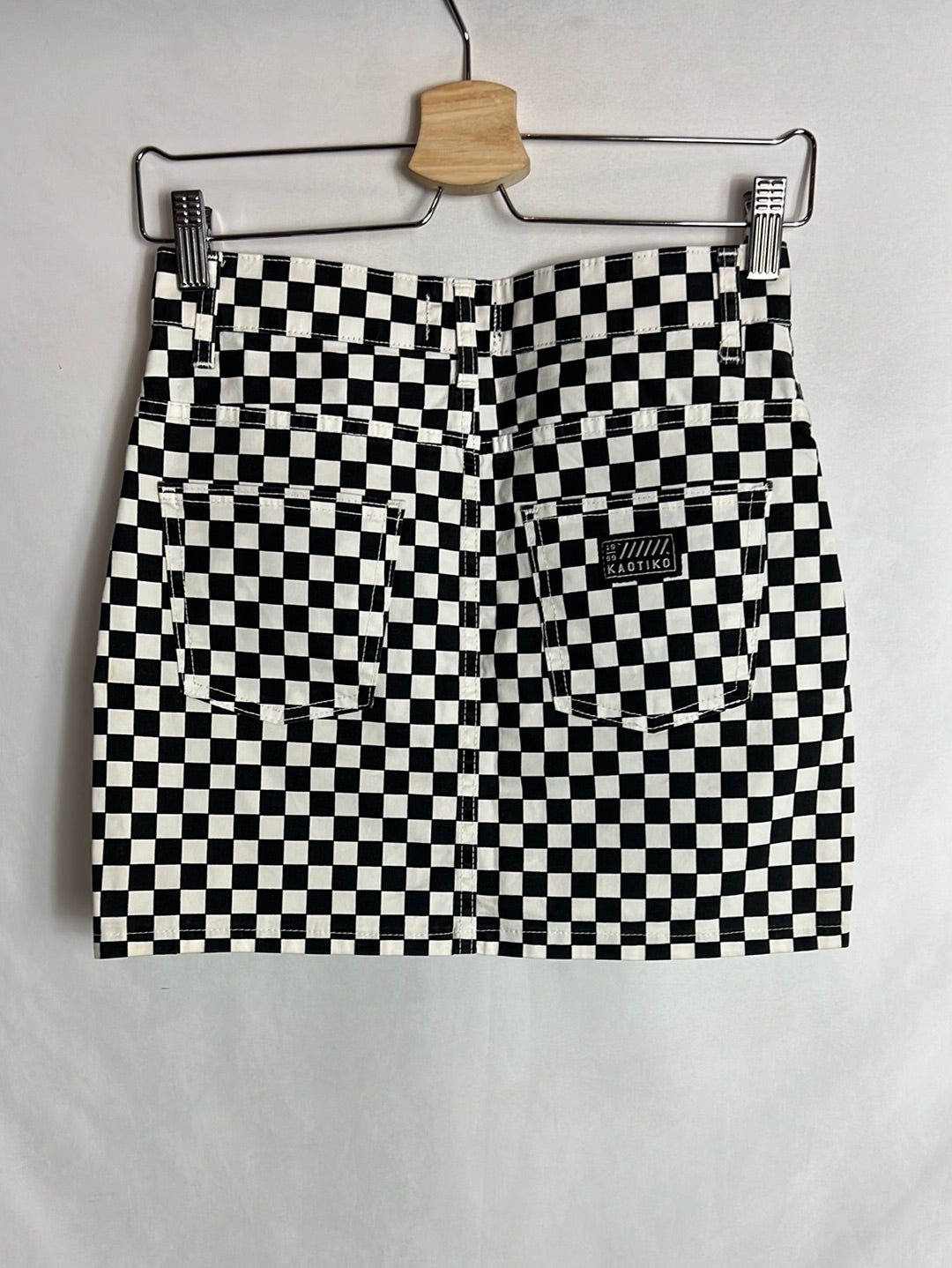 KAOTIKO. Falda corta cuadros. T 36
