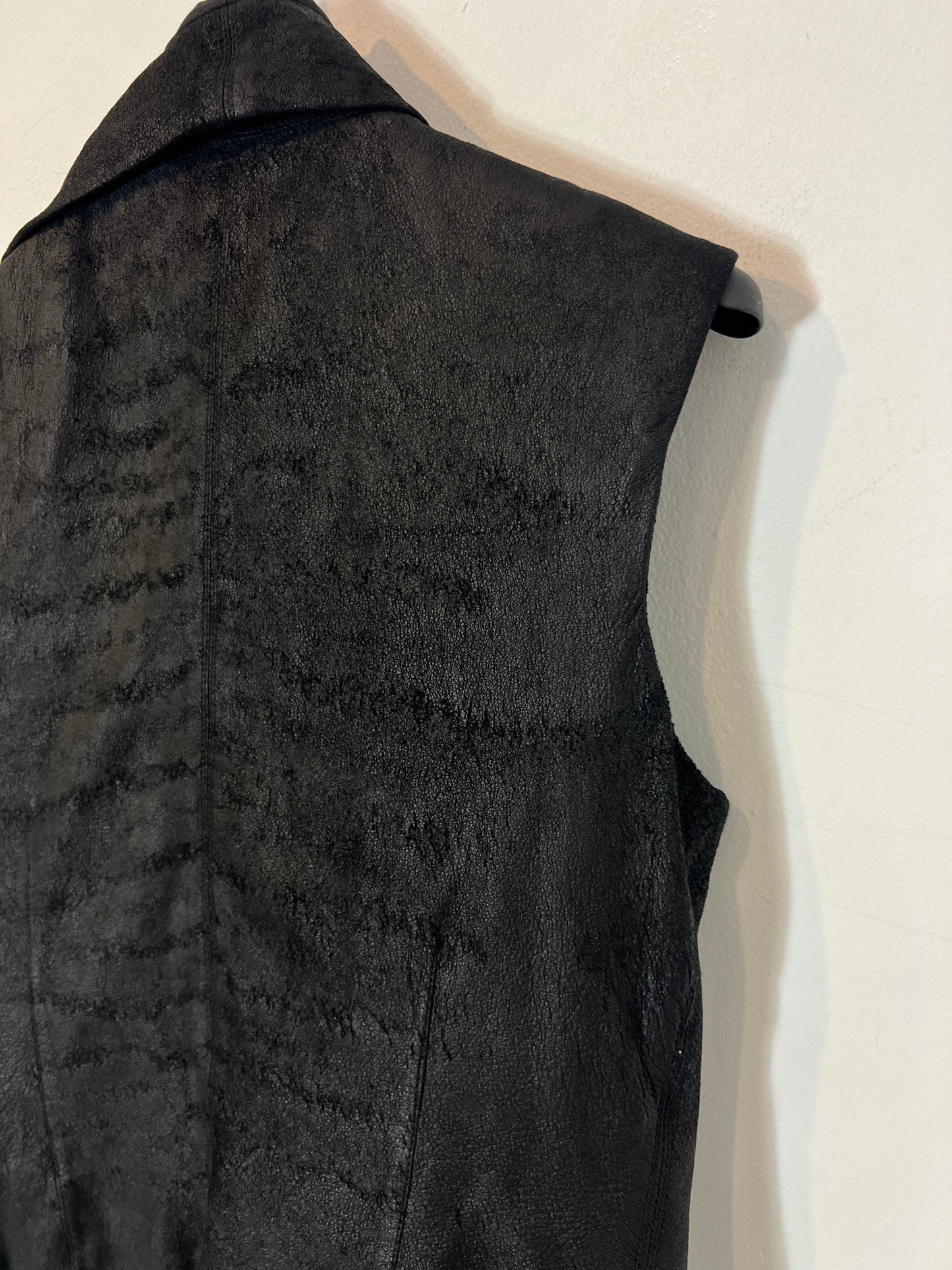 RICK OWENS.  Chaleco negro piel  T.36