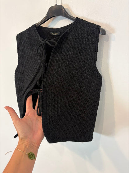 MASSIMO DUTTI. Top punto lazadas