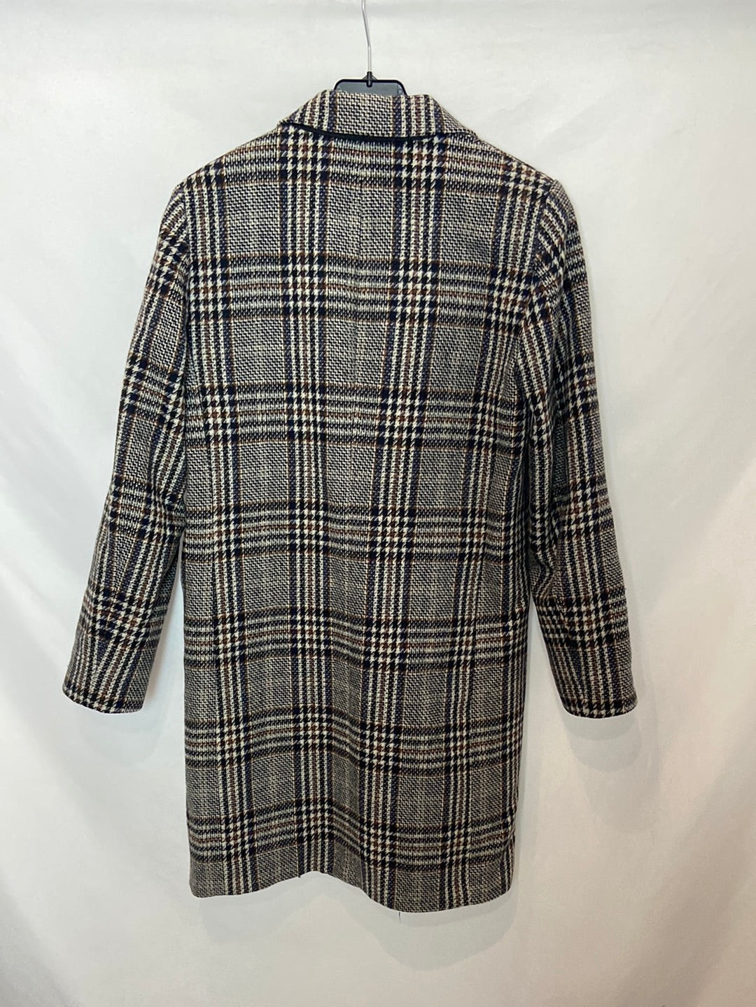 ZARA. abrigo cuadros tonos grises T.m