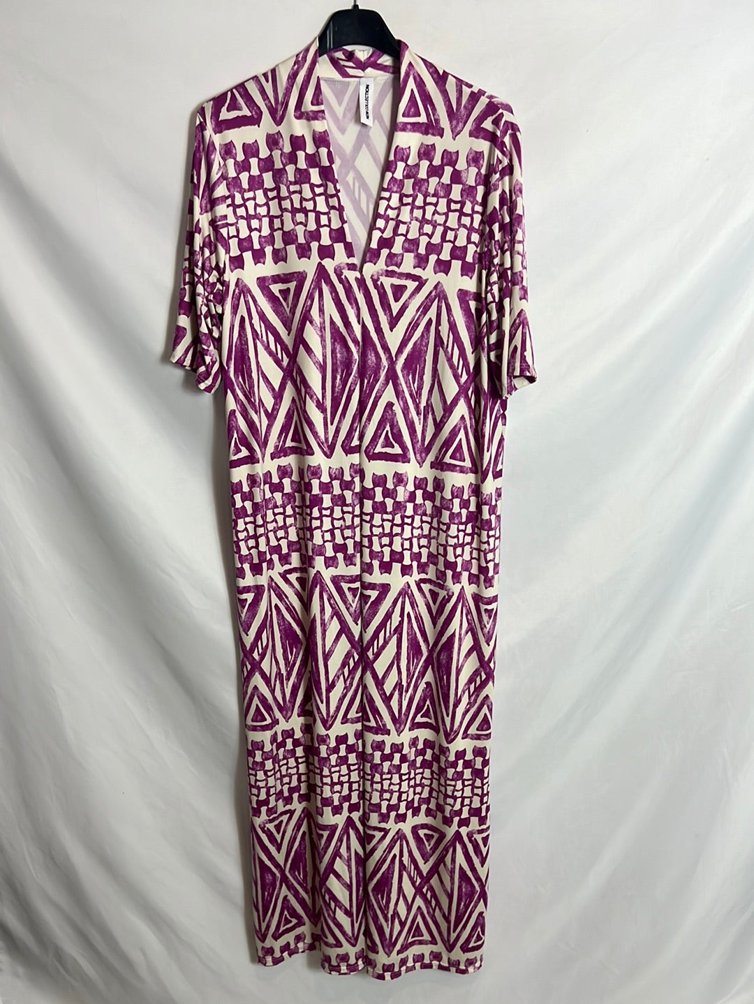 NEW COLLECTION. Printed midi dress with tights. TM