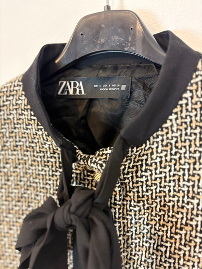 ZARA. Chaqueta tweed lazada. T S