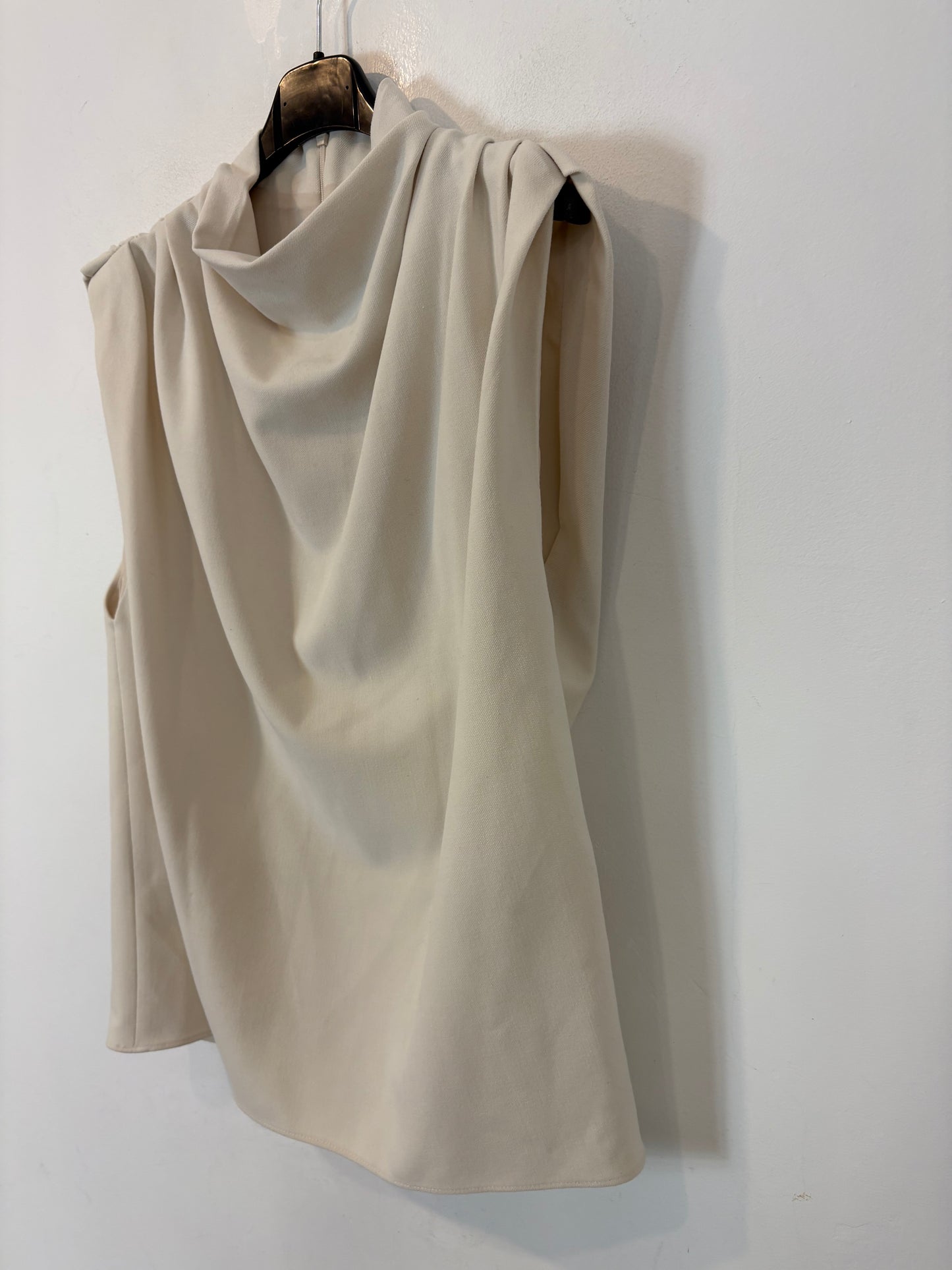 ZARA. Top crudo fruncidos