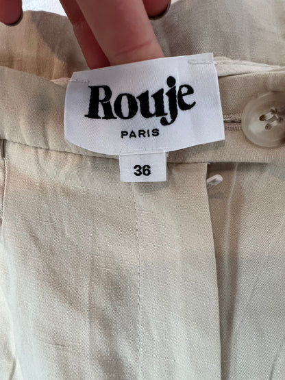 ROUJE. total look Pantalón ancho beige pinzas y chaleco T.36