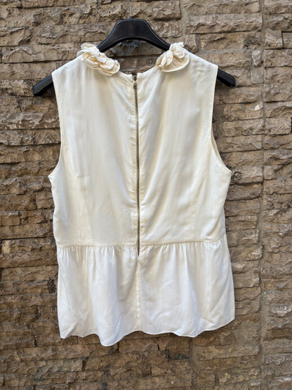 COAST WEBER AHAUS. Top color crudo detalle cuello