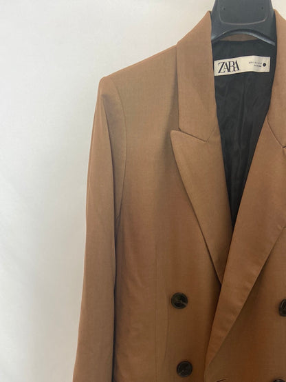 ZARA. Long brown blazer TS