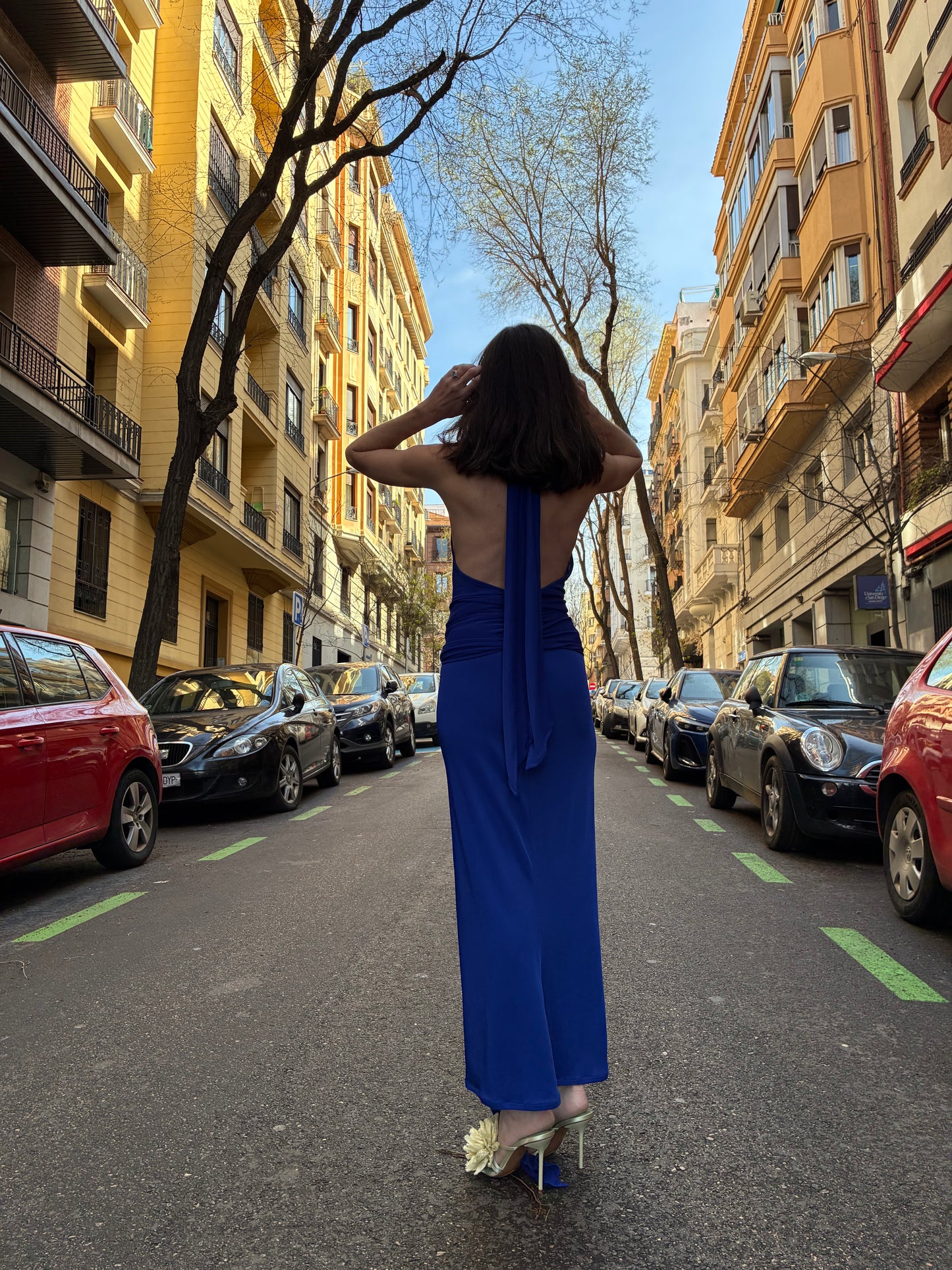 CLARO. Vestido largo halter