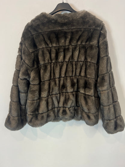 ZARA. Chaqueta pelo tonos grises. T M