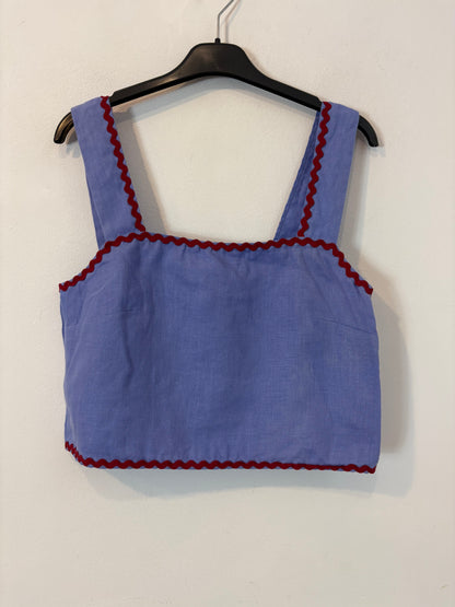 VOLANDA. Total look top y falda lino morado