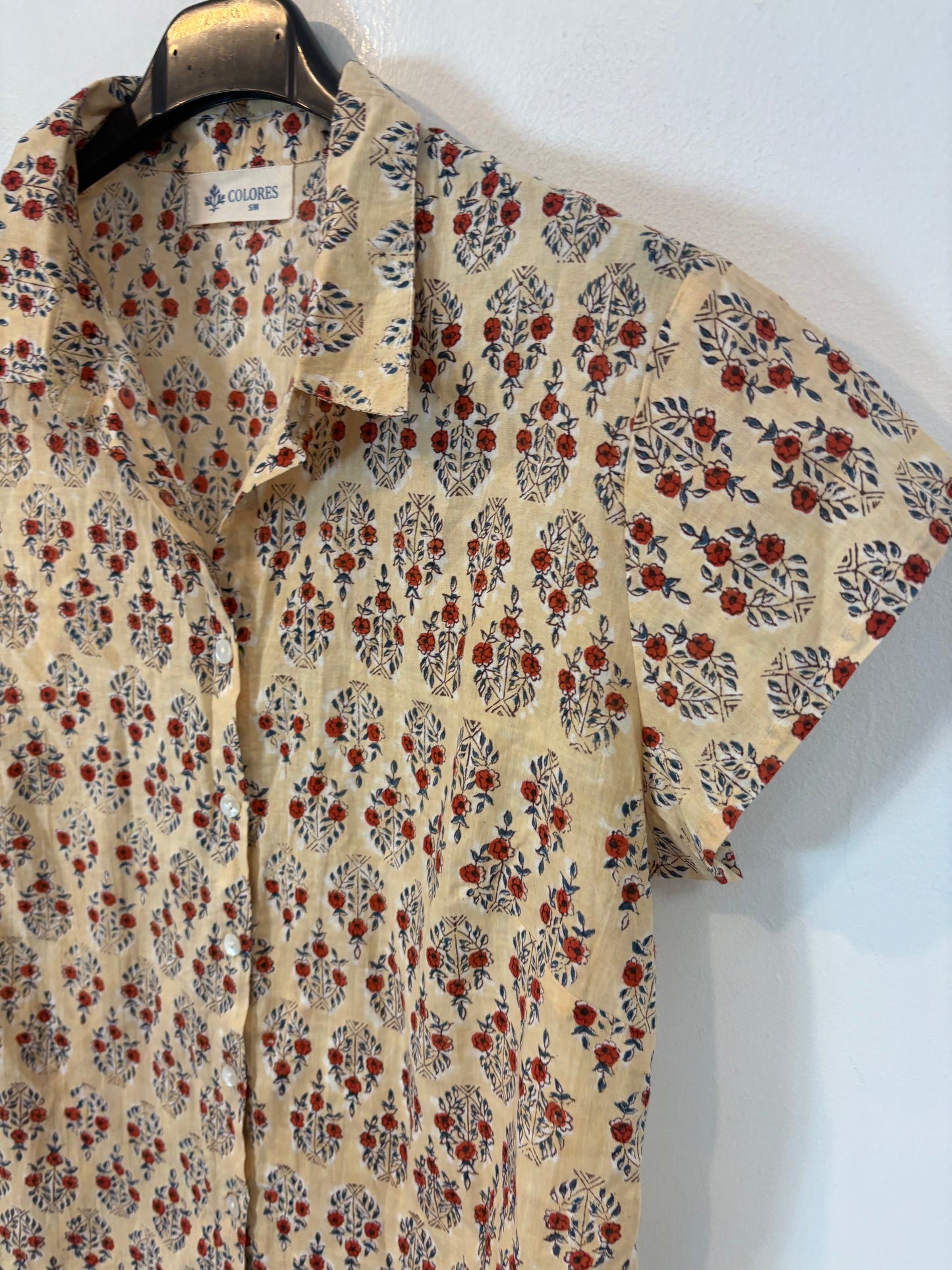 COLORES. Blusa algodón estampada. T S/M