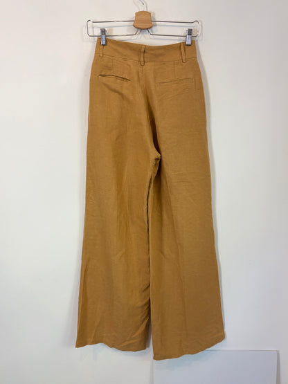 PADOVA. Textured camel jacket and trousers set. Size XS/S