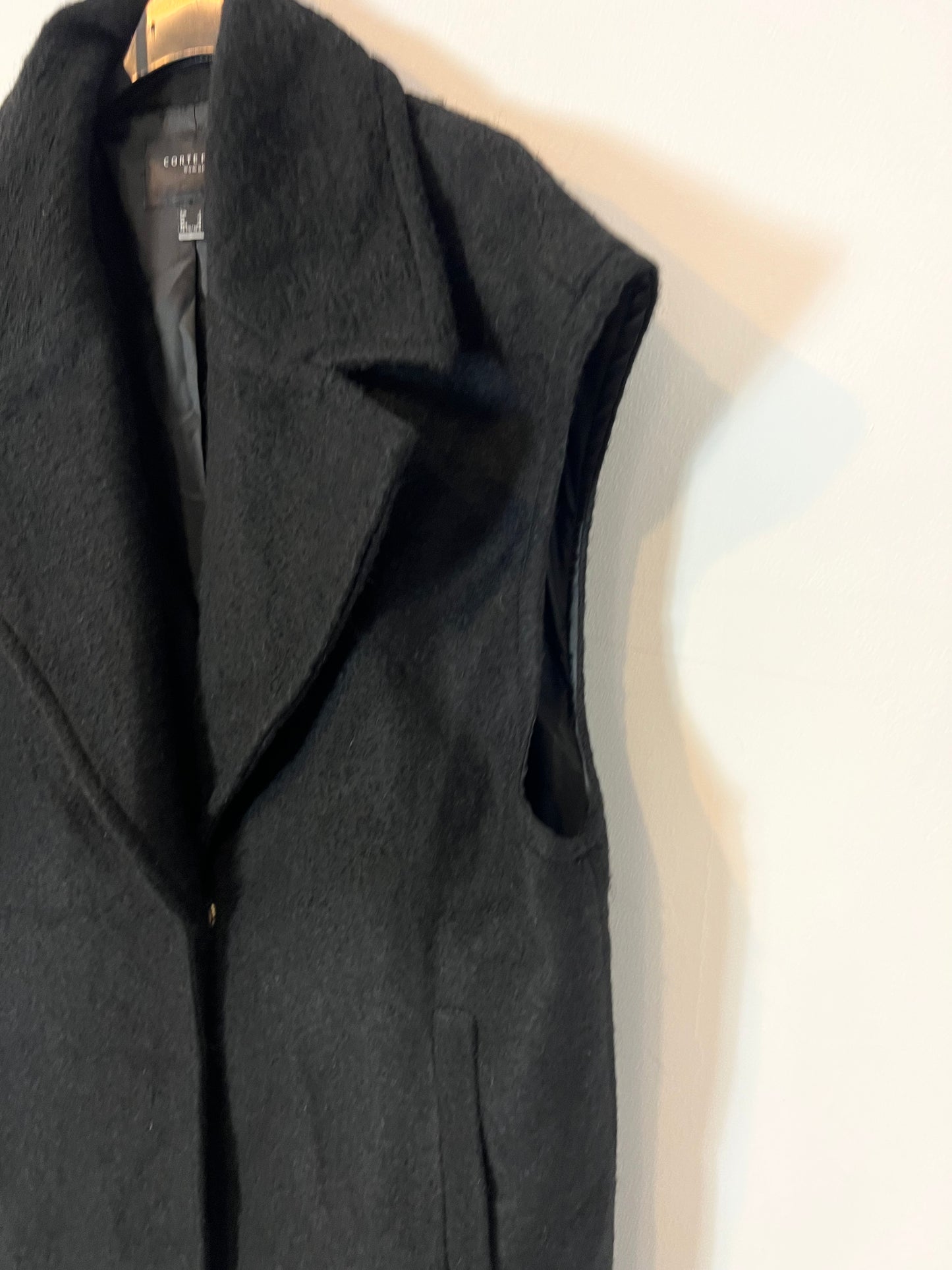 CORTEFIEL. Chaleco negro textura T.l