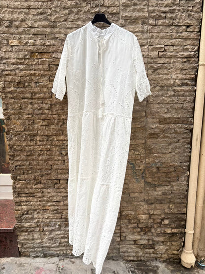 ZARA. Basic white T-shirt. TM