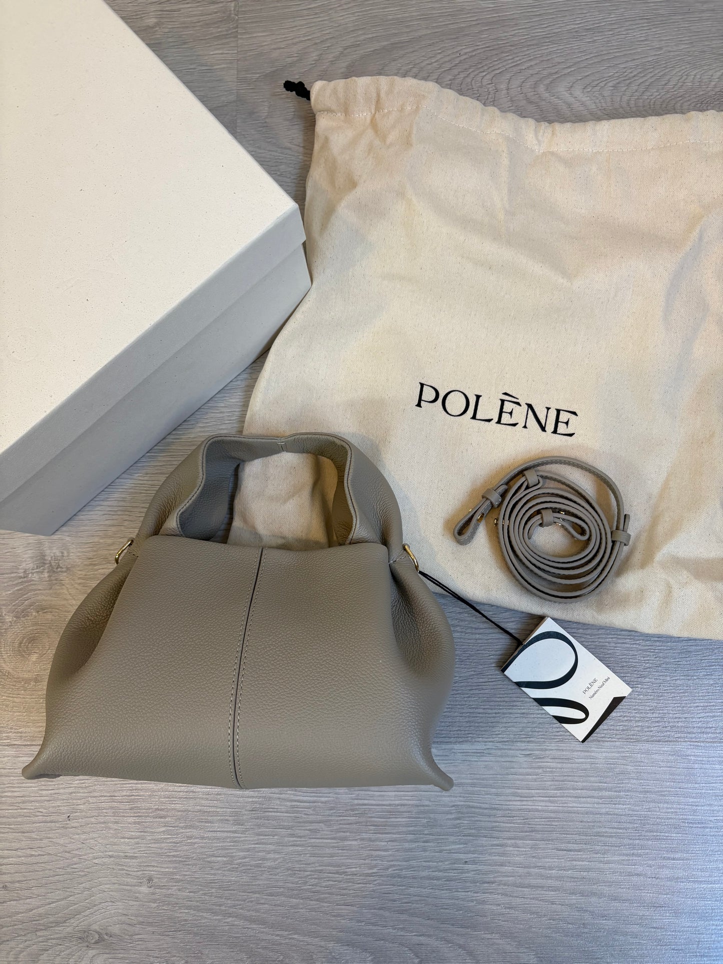 POLÉNE. Bolso gris topo mini