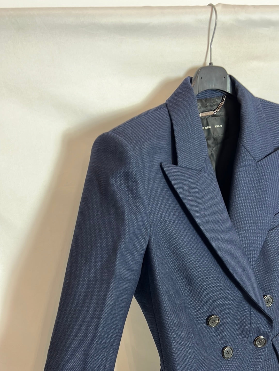 BARBARA BUI. Chaqueta azul cruzada hombreras . T 42