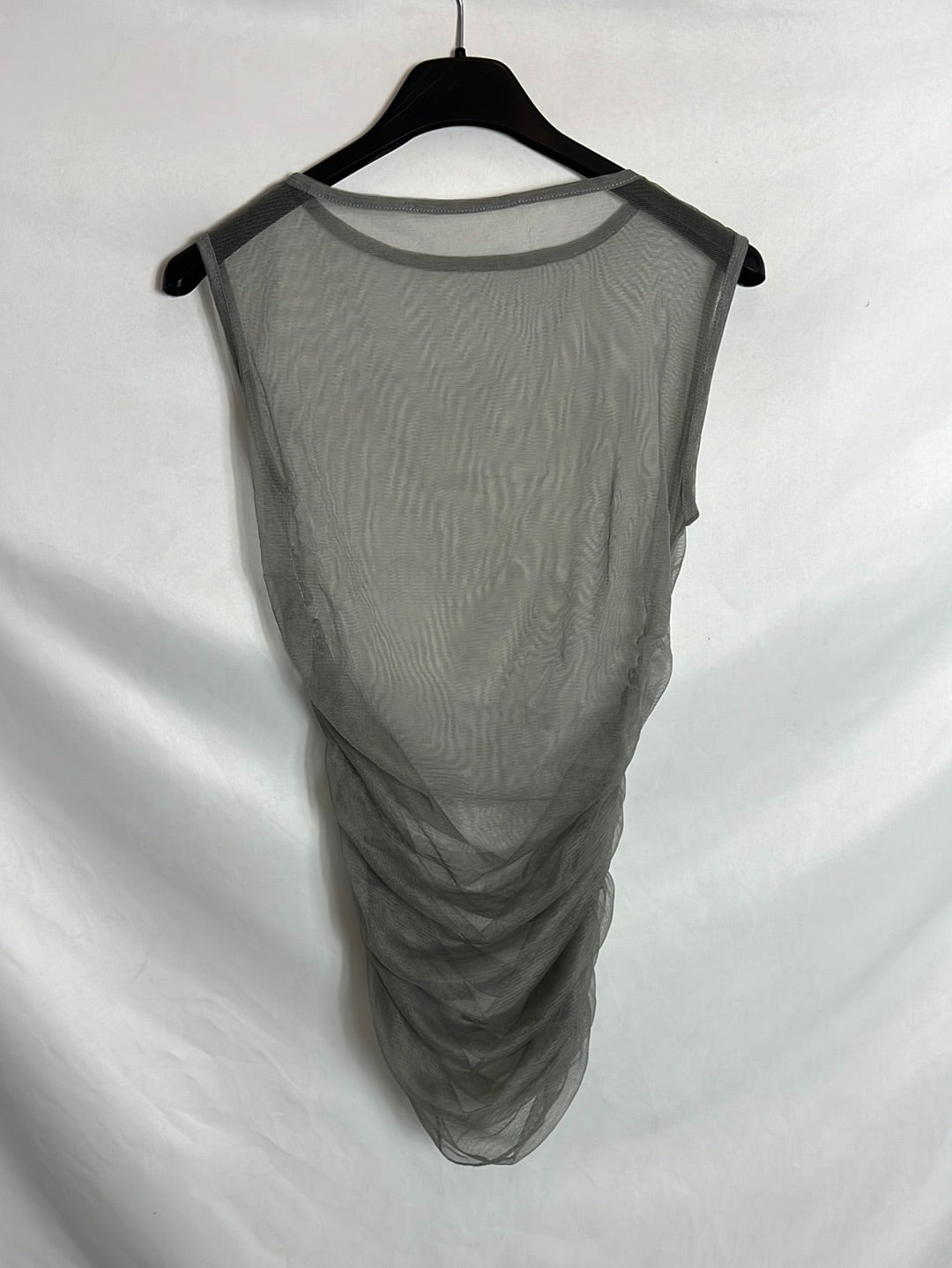 OTRAS. Top gris claro tul. T S