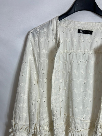 TEX. Ecru openwork overshirt. TL