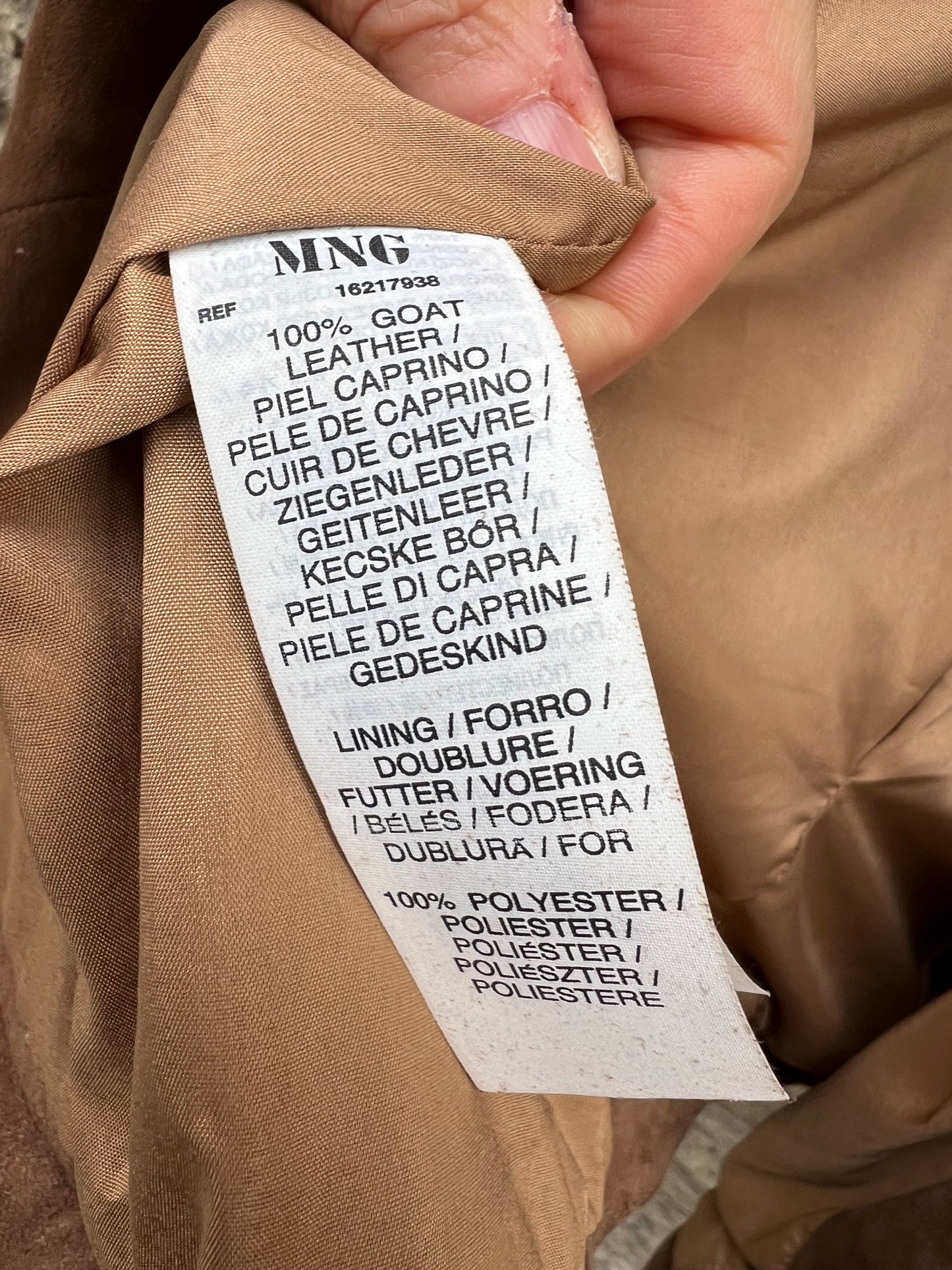 MANGO. Brown leather vest with zippers. TL