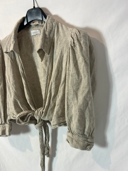 LEMALER. Linen crop blouse Ts