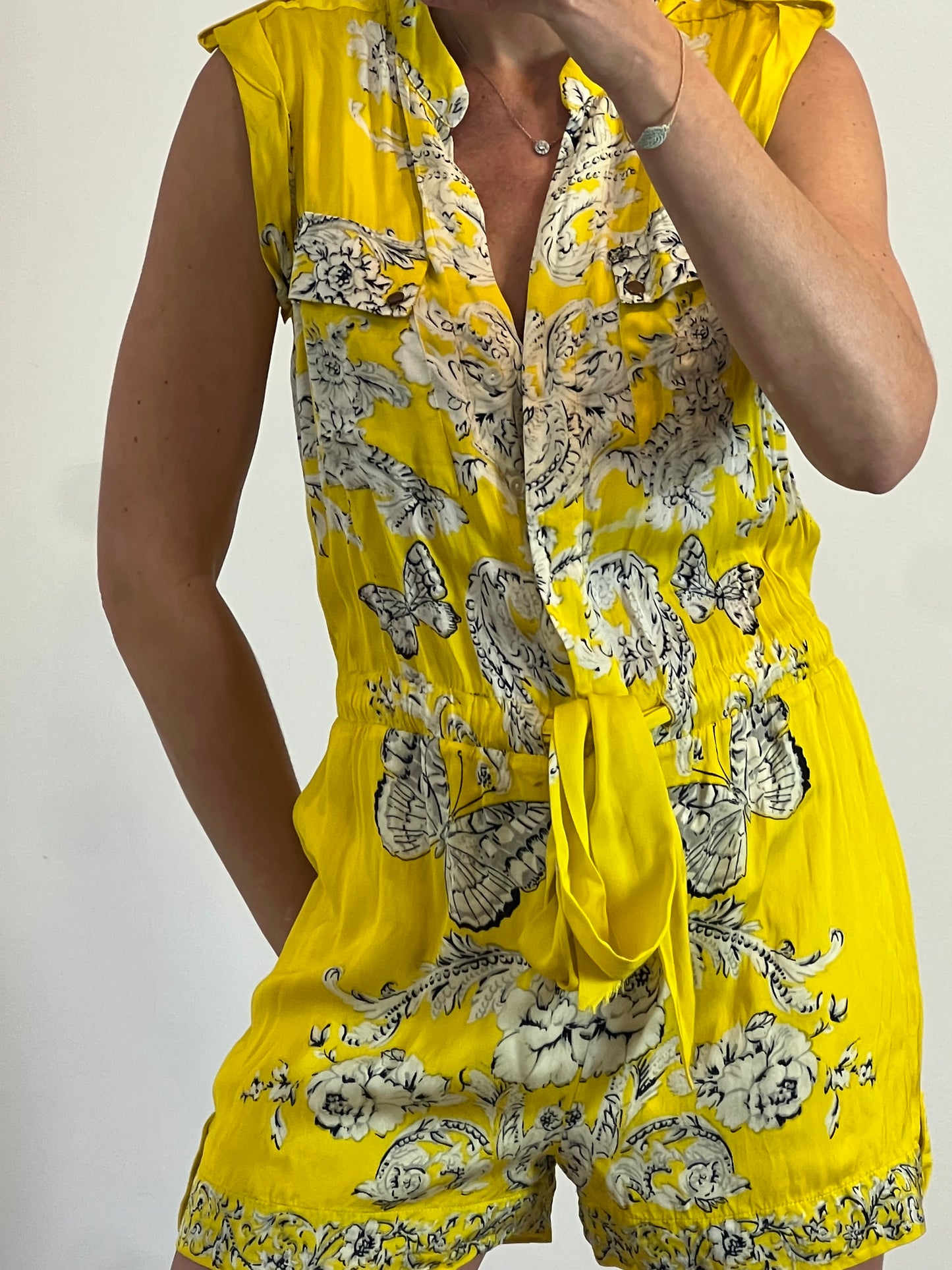 DERHY. Mono corto amarillo estampado. T M