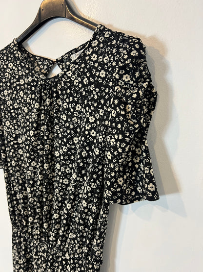 STRADIVARIUS. Vestido largo punto elástico flores. T S